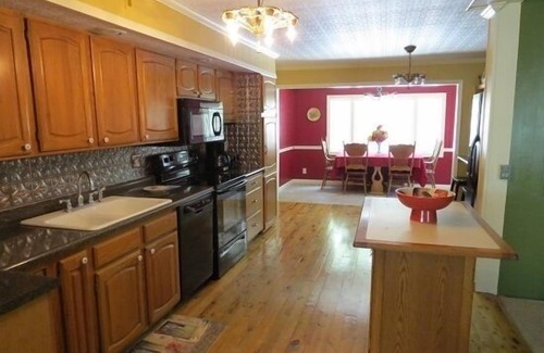 Rapid City House | Lovely country home on historic eight acre estate in the black hills