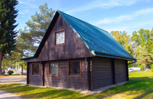 Hradec Kralove House | Lovely apartment in villa for 12 people with WIFI, TV, patio and pets allowed