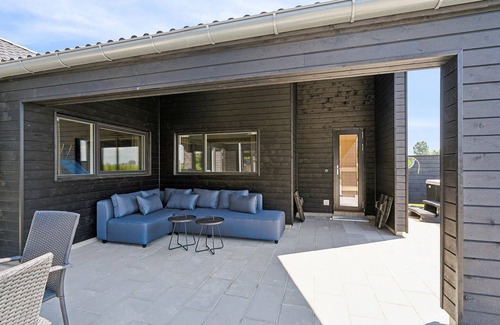 Hasmark Strand House | Lovely home in Otterup with sauna