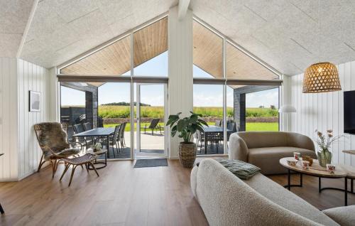 Hasmark Strand House | Lovely Home In Otterup With Sauna