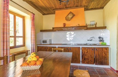 Periana House | Lovely home in Periana with WiFi