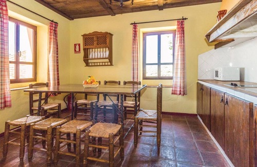 Periana House | Lovely home in Periana with WiFi