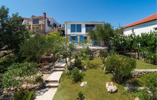 Rogac House | Lovely Home In Rogac With Wifi