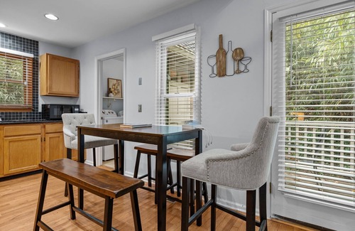 Duke Park House | Lovely home in Trinity Park, Near Downtown Durham.