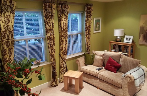 Avoca House | Lovely light filled townhouse in Avoca