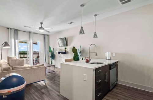 Home Park Apartment | Lovely Oasis Ga Tech