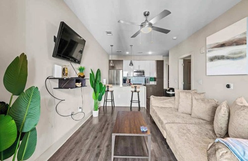 Home Park Apartment | Lovely Oasis Ga Tech