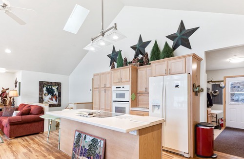 Worley House | Lovely Oasis in the Trees w/Wraparound Deck, Lake View, Pool Table, & Game Room