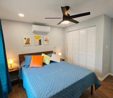 St. Petersburg - Clearwater Apartment | Lovely unit central location