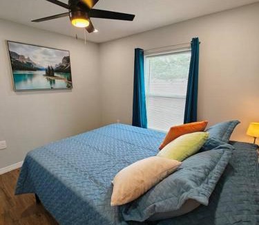 St. Petersburg - Clearwater Apartment | Lovely unit central location