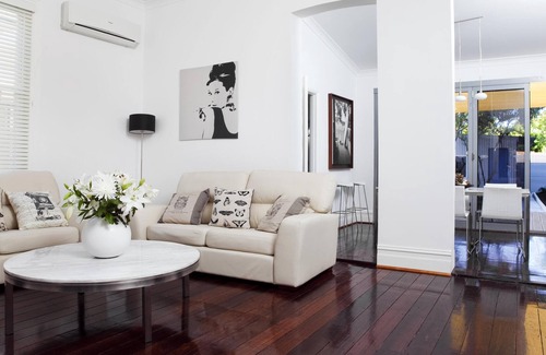 Subiaco Cottage | Lovingly restored cottage in central Subiaco close to Rokeby Road