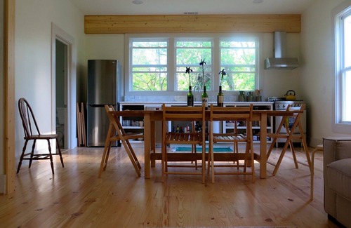 Taylor House | Lovingly restored cottage in Taylor, Mississippi