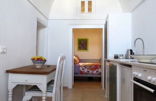 Megalochori House | Lovingly restored Traditional Village House "Eirini"