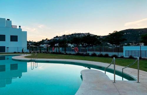 Velilla-Taramay Apartment | LOVPLAYA Almuñecar Beach Apartment