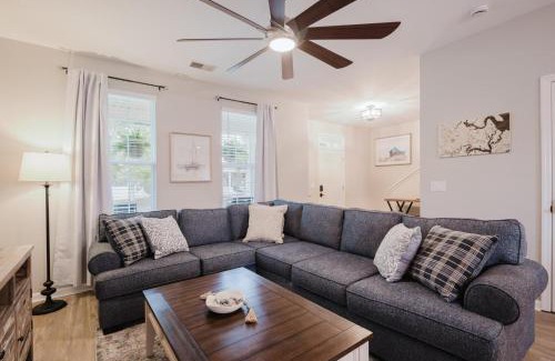 Bluffton House | Lowcountry Lodge! In the heart of historic Old Town Bluffton SC