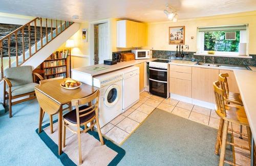 Llangeler Cottage | Lower Cottage, Newcastle Emlyn