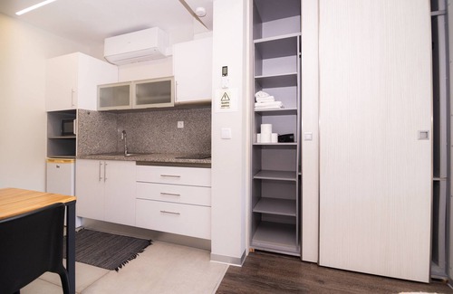 Santana House | Lower-level Studio w/kitchenett and patio