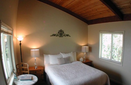 Lucia Cabin | Lucia Lodge