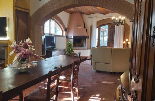 Monteriggioni Apartment | LUCIA - Open space Country House in Monteriggioni - Siena