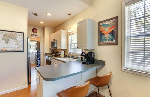 Mount Pleasant House | 'Lucky 8 Lake House' in Bainbridge w/Private Dock