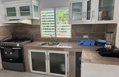 Piedra Blanca House | lugar lleno de paz con 4 habitaciones, piscina y rio dentro de la propiedad