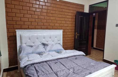 Entebbe House | Lulongo Lake View Retreat