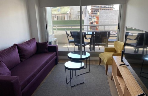 Buenos Aires Central Business District Apartment | Luminoso Depto 3 Amb Para 6 Personas San Telmo