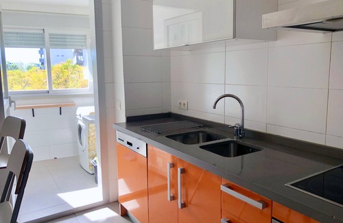 Alhendin Apartment | Luminous Apartment 5 minutes from Granada