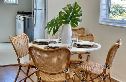 Surfside Apartment | Luna Beach Bungalow