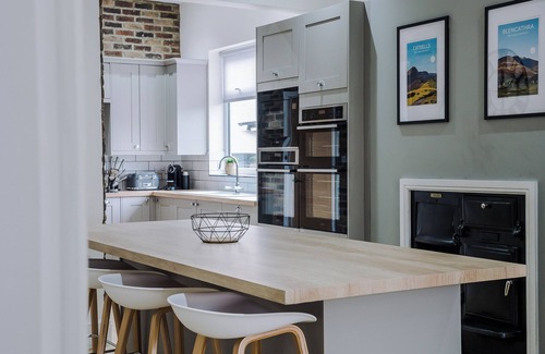 Newland Near Ulverston House | LUND HOUSE, pet friendly, character holiday cottage in Ulverston