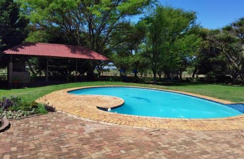 Rayton Apartment | Lunford Garden Cottage