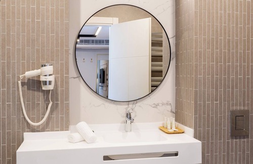 Old Town Hotel | Lupa By Bueno