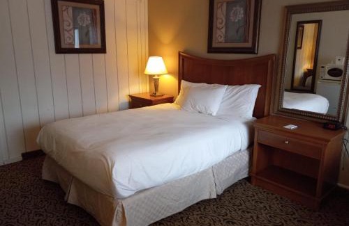 Red Lodge Hotel | Lupine Inn