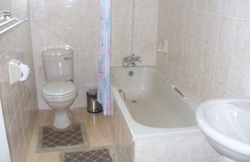 Lusaka House | Lusaka Mosi-O-Tunya Executive Lodge