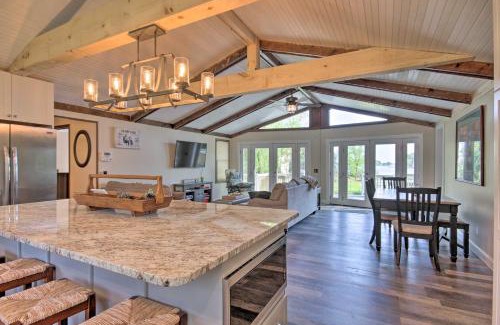 Gilbert House | Lush Gilbert House with Outdoor Oasis on Lake Murray