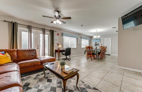 Lutz House | Lutz Home about 14 Mi to Downtown Tampa