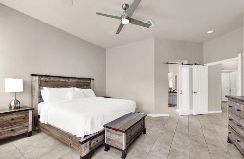 Silverado Ranch House | Lux 3BR Oasis Near Strip with Heated Pool and Jacuzzi