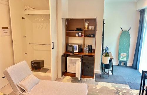 Docklands Apartment | Lux New Studio Apartment Exel London