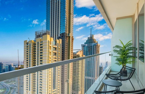 Dubai Apartment | LUX The Sky View Suite Dubai Marina