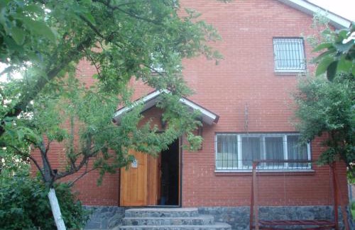 Dnipropetrovsk Oblast Villa | Lux villa on the river Dnipro