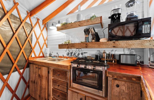 Marshall Cabin | Lux Yurt Boulder H/T Creek Frontage Buffalo River