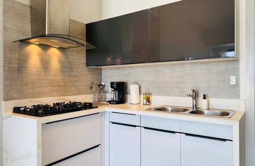 Yolanda Morales Condo | Lux2br*view*pool*Gym*yellowkey