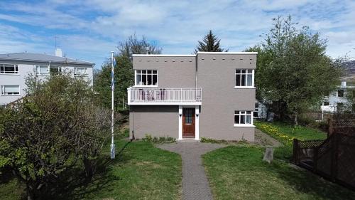Akureyri House | Luxary Holiday Home in Akureyri - Birta Rentals