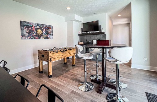 Merion Village Condo | Luxe at German Village