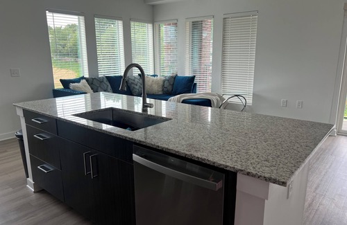 Boulevard Heights Apartment | Luxe Atlanta apt on Beltline