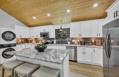 Kingston Springs House | Luxe Cabin Oasis in the woods-35 min from Nashville