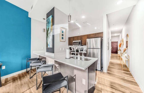 Gateway District Apartment | Luxe Flat w/Heated Pool & Sauna Gym Heart of DT
