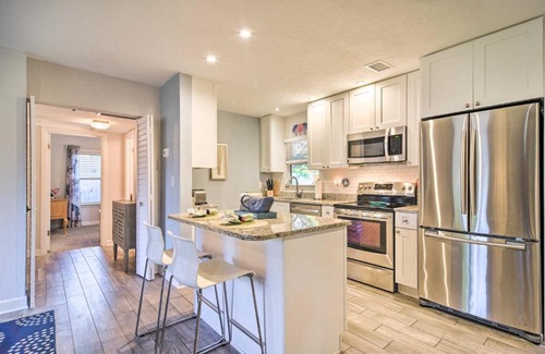 United Central House | Luxe Home with Pool and Hot Tub, Mins to St Pete Beach