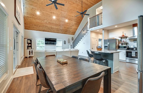 Cub Run Cabin | Luxe Kentucky Cabin Rental ~ 36 Mi to Mammoth Cave