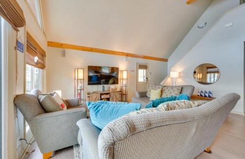 Eatonton House | Luxe Lake Sinclair Living Private Dock and Beach!